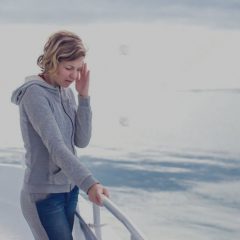 10 tips to ditch seasickness on a boat